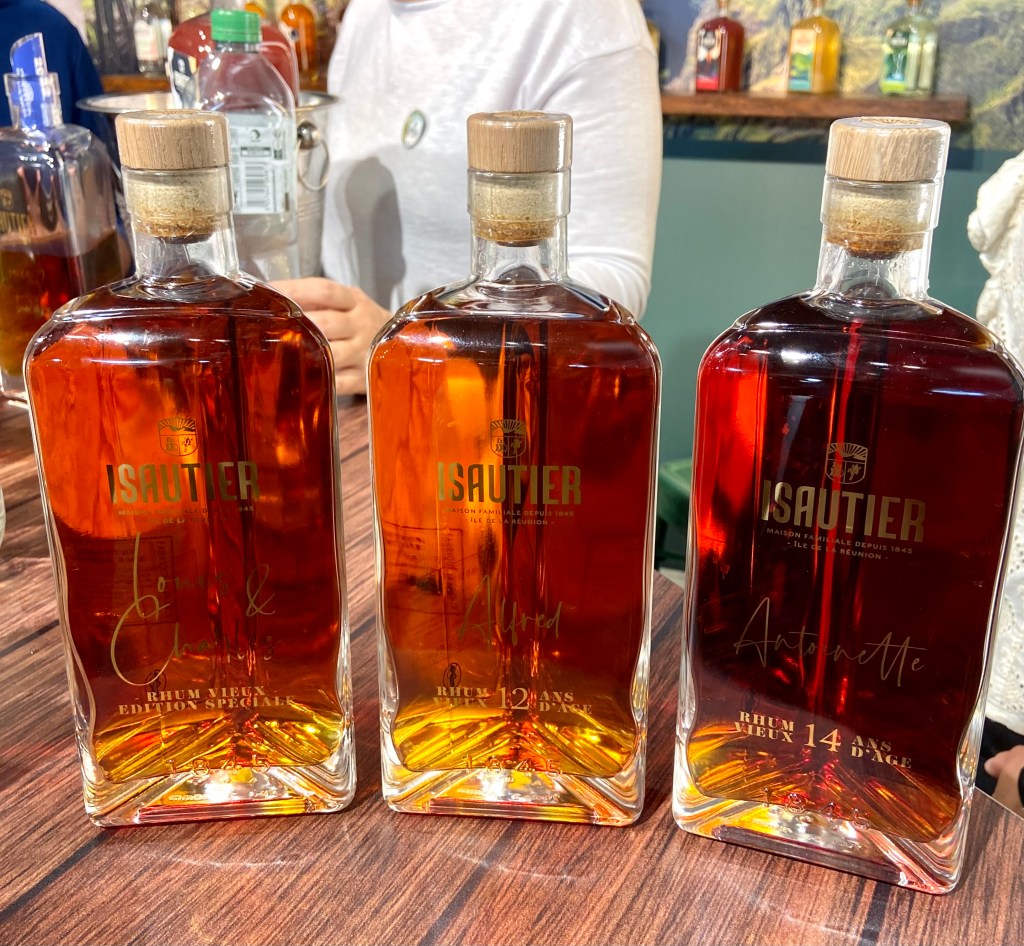 Isautier Louis et Charles, Alfred et Antoinette