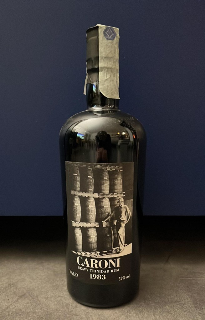 Caroni Velier, 6 embouteillages des 80s - Caroni 1983-2005 – 52%