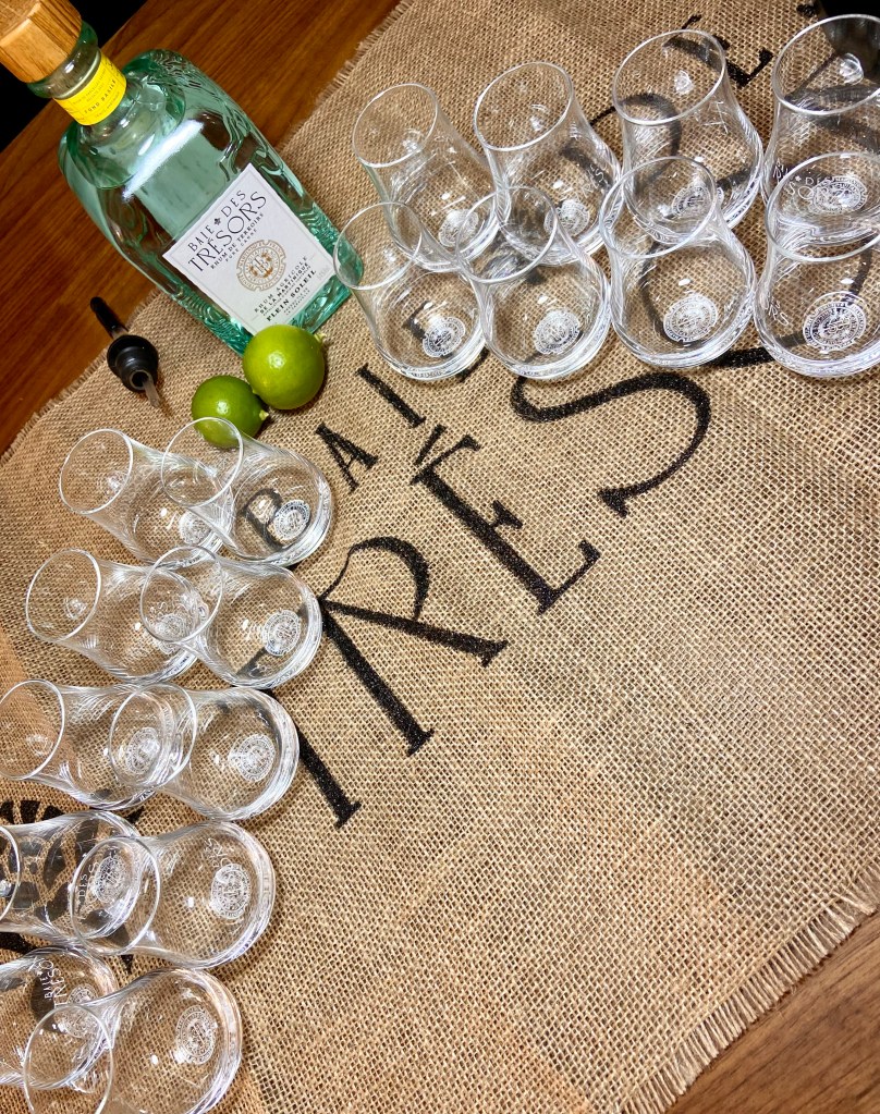 Mon Rhum Fest 2023 - Soirée Baie des Trésors Plein Soleil récolte 2022 : tout est prêt pour une tournée de ti-punchs !