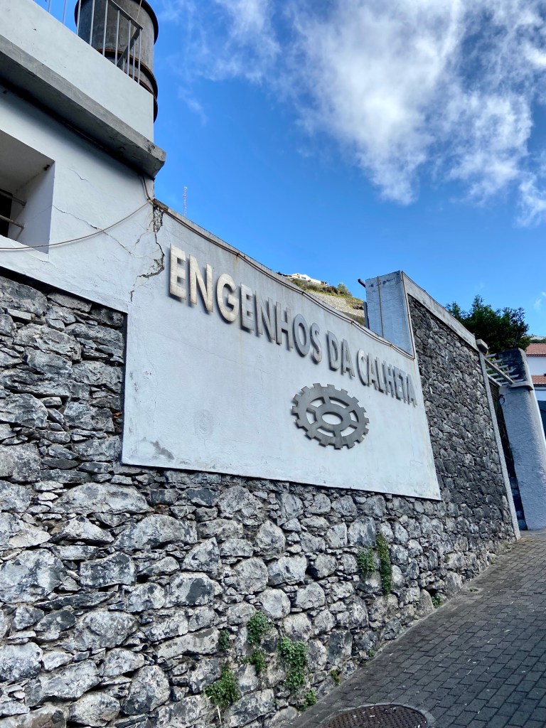 Le rhum de Madère - Sociedade dos Engenhos da Calheta de l'extérieur