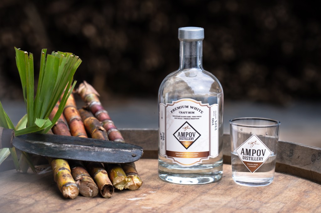 Ampov Rhum Blanc 2023 – 42 %